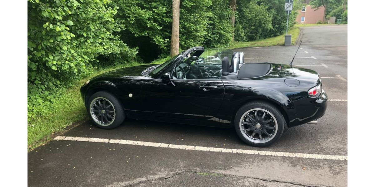 Mazda MX-5 132.500 km 7.900 &euro; Siegen 57072