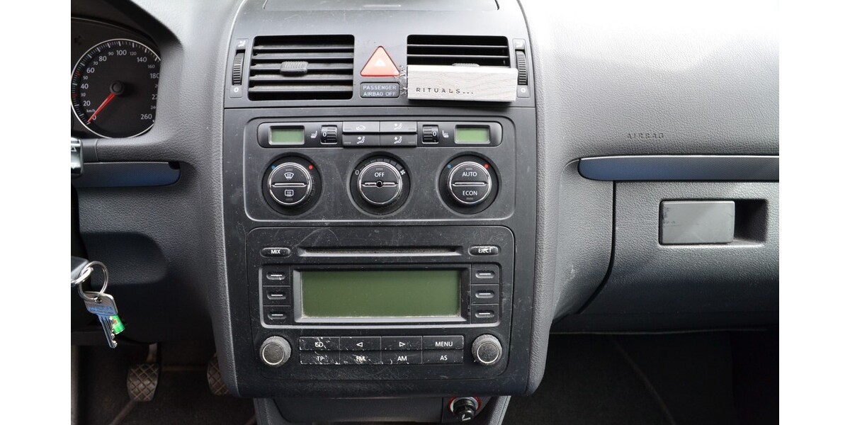 VW Touran 223.000 km 2.700 &euro; Mosbach 74821