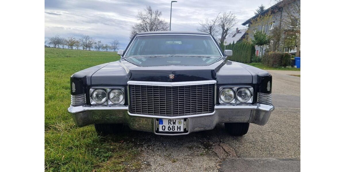 Cadillac Fleetwood 58.000 km 12.950 &euro; Dornhan 72175
