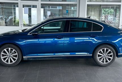 VW Passat 65.387 km 24.950 &euro; Achim Bierden 28832