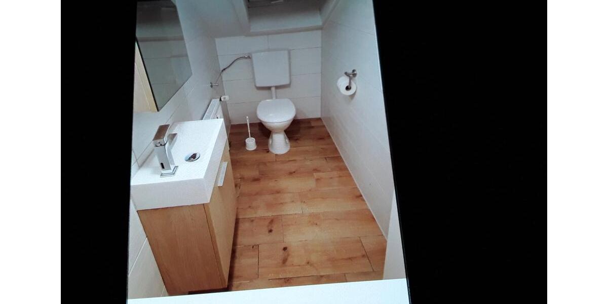 Dachgeschoßwohnung Roding - 3 Zimmer, 85 m&sup2;, 800&euro; | Angebot:26416490