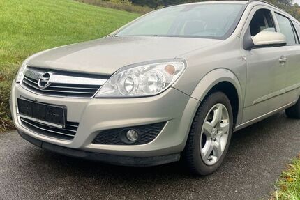 Opel Astra 215.000 km 3.100 € Brilon 59229