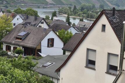 Großes Einfamilienhaus mit direktem Rheinblick 7 zimmer