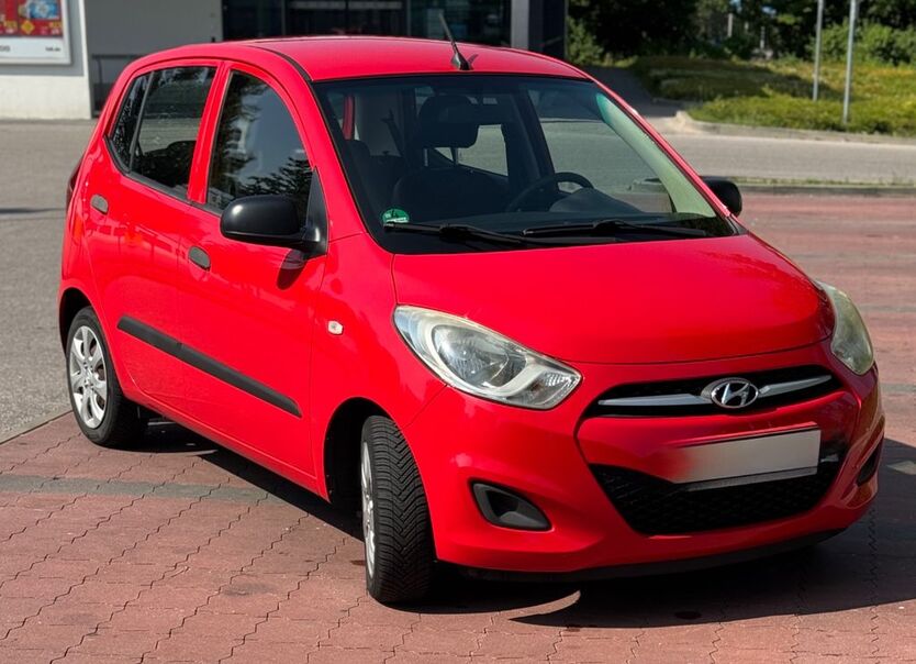 Hyundai i10 75.000 km 3.500 € München 80807