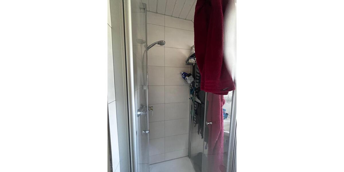 Dachgeschoßwohnung Harsum - 1 Zimmer, 25 m&sup2;, 250&euro; | Angebot:26409072