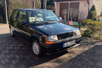 Renault R 5 103.000 km 5.995 &euro; Trebbin 14959