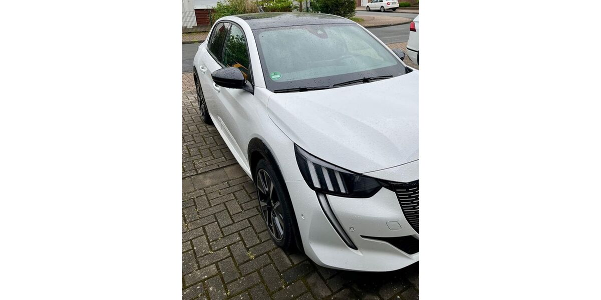 Peugeot 208 18.357 km 18.900 &euro; Bocholt 46395