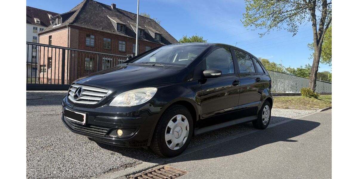 Mercedes-Benz B 150 138.500 km 3.990 &euro; Hamburg 22045