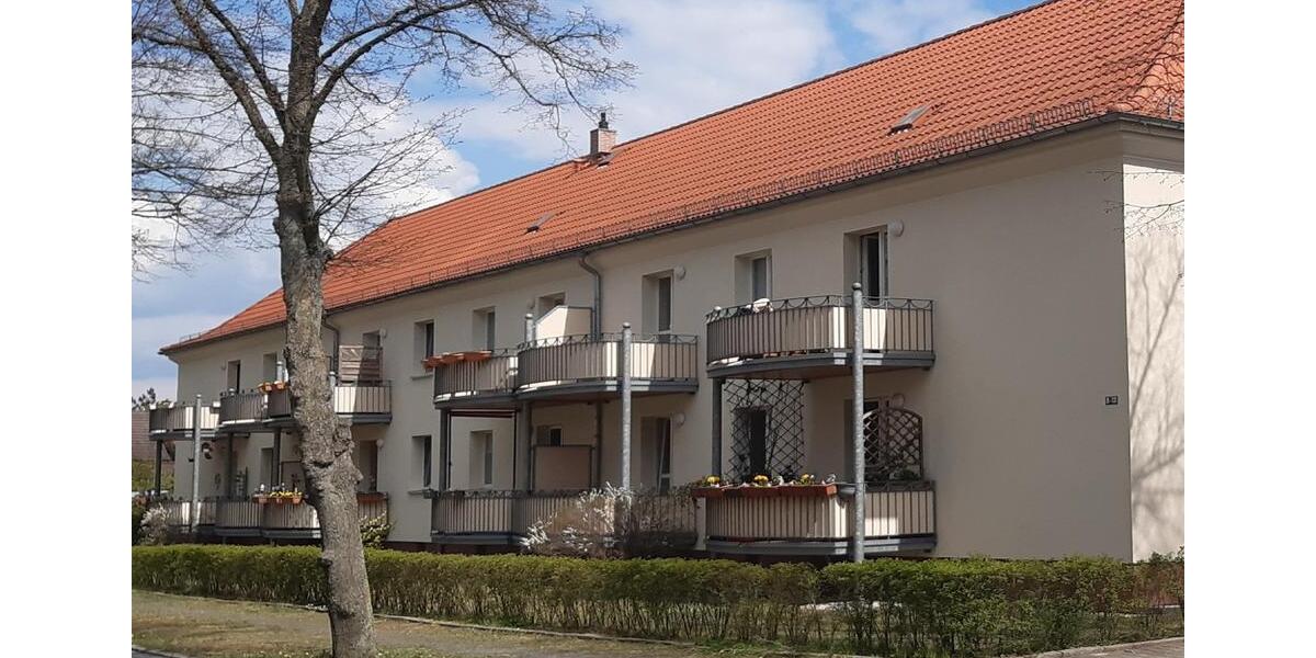 Erdgeschoßwohnung Lauta - 2 Zimmer, 36 m&sup2;, 250&euro; | Angebot:25367885