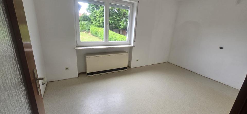 Etagenwohnung Mallersdorf-Pfaffenberg Pfaffenberg - 4 Zimmer, 100 m&sup2;, 800&euro; | Angebot:26147925