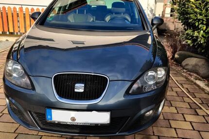 Seat Leon 176.654 km 2.500 &euro; Wiesbaden 65189