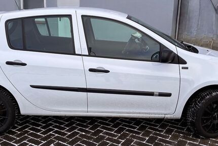 Renault Clio 123.000 km 3.800 &euro; Osterholz-Scharmbeck 27711