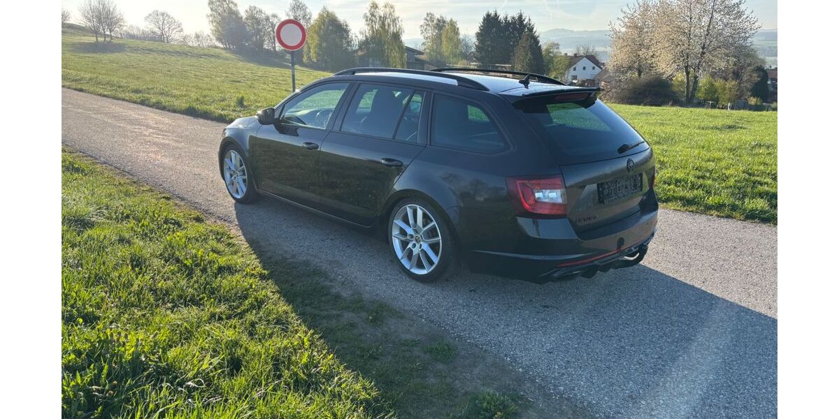 Skoda Octavia 197.600 km 12.500 &euro; Mitterteich 95666