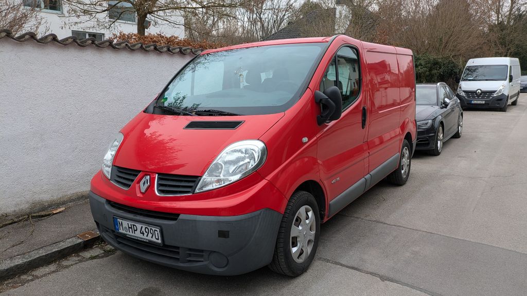 Renault Trafic 166.989 km 3.499 &euro; München 80939