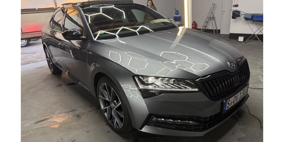Skoda Superb 100.000 km 32.500 &euro; Stuttgart 70190