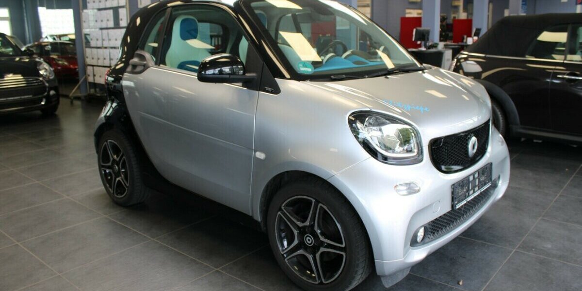 Smart ForTwo Coupe Proxy Panorama 73.447 km 7.980 &euro; Euskirchen 53881