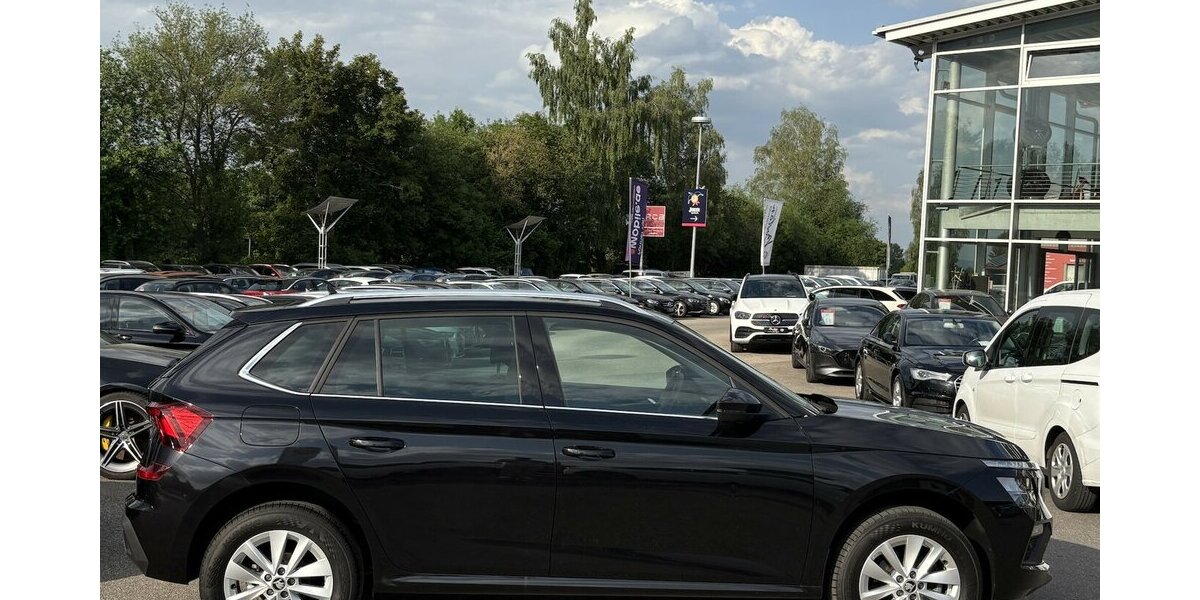 Skoda Kamiq Selection KAMERA/CARPLAY/DAB/DSG/KEYLESS 12.696 km 22.900 &euro; Villingen-Schwenningen 78054