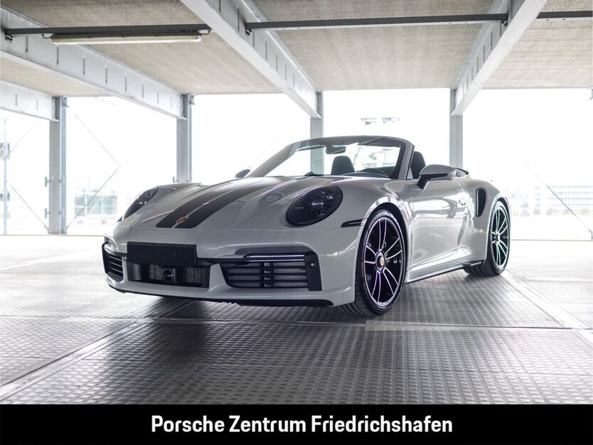 Porsche 992 4.000 km 254.880 € Friedrichshafen 88045