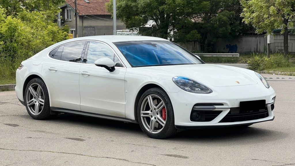 Porsche Panamera 118.600 km 51.980 &euro; Feldkirchen bei München 85622