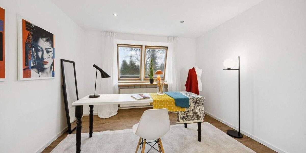 Doppelhaushälfte Pinneberg - 9 Zimmer, 200 m&sup2;, 574.000&euro; | Angebot:25613025