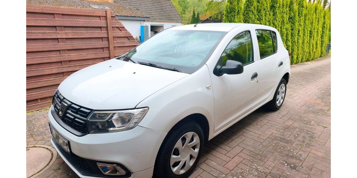 Dacia Sandero 87.300 km 5.400 &euro; Regesbostel 21649
