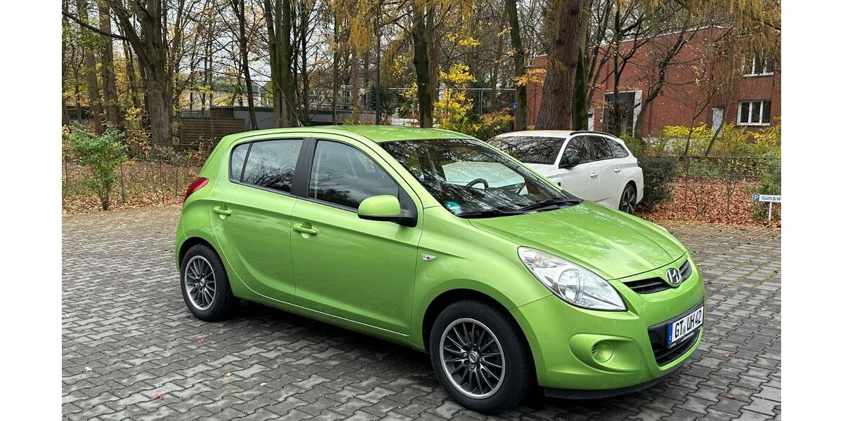 Hyundai i20 83.000 km 4.990 &euro; Gütersloh 33330
