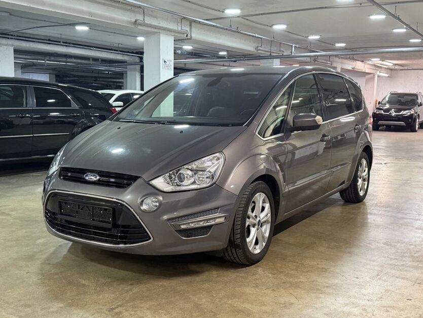 Ford S-Max 167.082 km 9.900 € München 81677