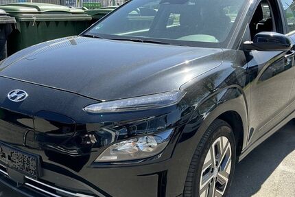 Hyundai KONA 14.279 km 17.900 &euro; Eitorf 53783