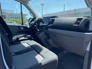 VW Crafter 35 L4H3 NAVI AHK RFK oh.Schäden 5J.Gar 12.000 km 36.990 &euro; Sangerhausen 06526