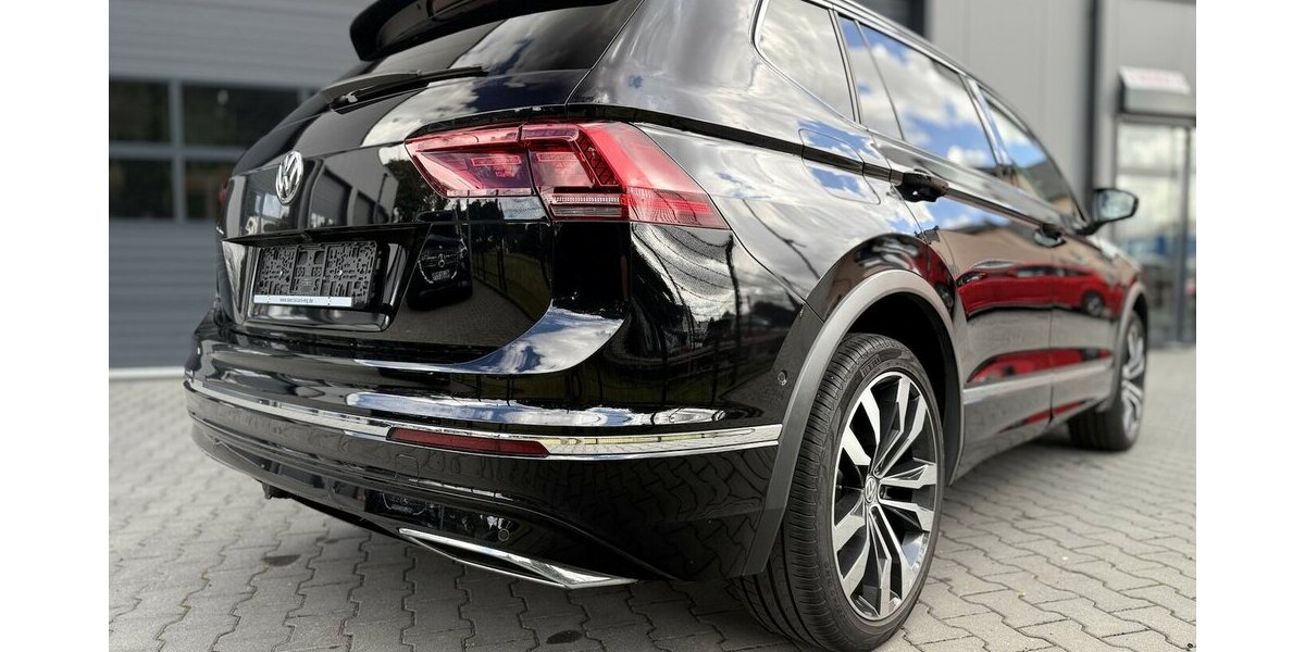 VW Tiguan R-Line / Allrad / Pano / Keyless 84.000 km 33.900 &euro; Mönchengladbach 41066