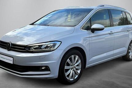 VW Touran 167.842 km 19.990 € Weinstadt 71384