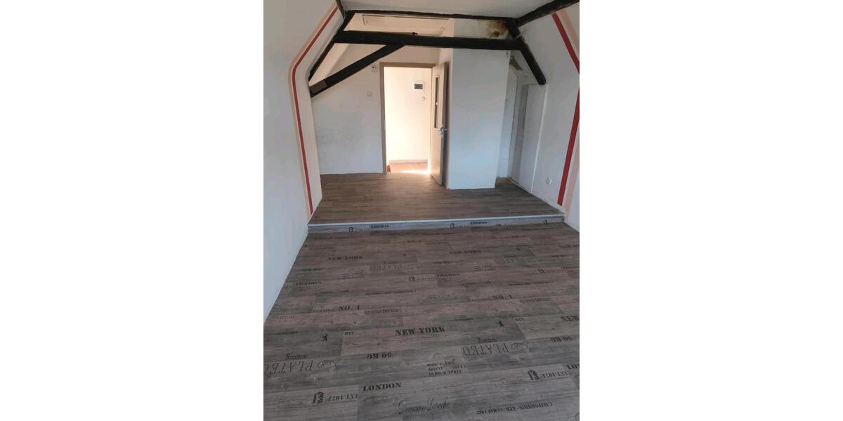 Einfamilienhaus Zeitz - 5 Zimmer, 220 m&sup2;, 129.000&euro; | Angebot:27123244