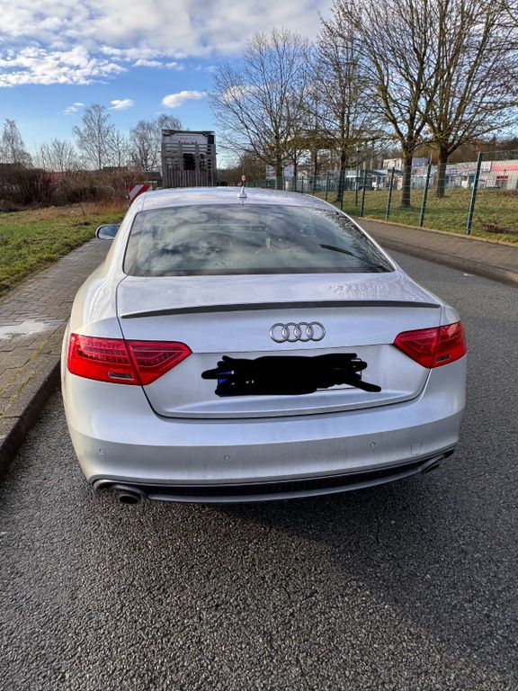Audi A5 197.000 km 11.800 € Hamburg 22417
