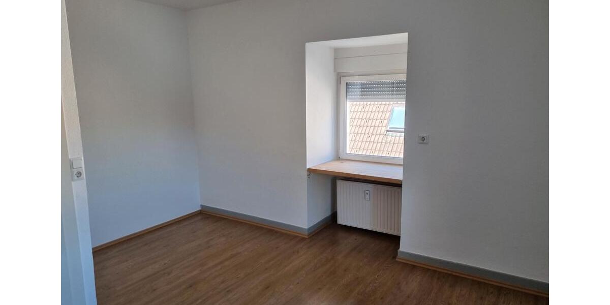 Dachgeschoßwohnung Donaueschingen - 2.5 Zimmer, 57 m&sup2;, 550&euro; | Angebot:26375255