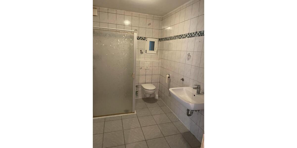 Etagenwohnung Büren - 5 Zimmer, 145 m&sup2;, 1.450&euro; | Angebot:26615563