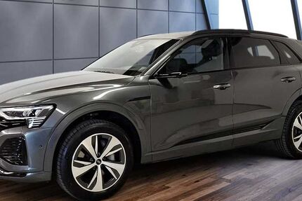 Audi Q8 e-tron 21.134 km 58.930 € Schweinfurt 97424
