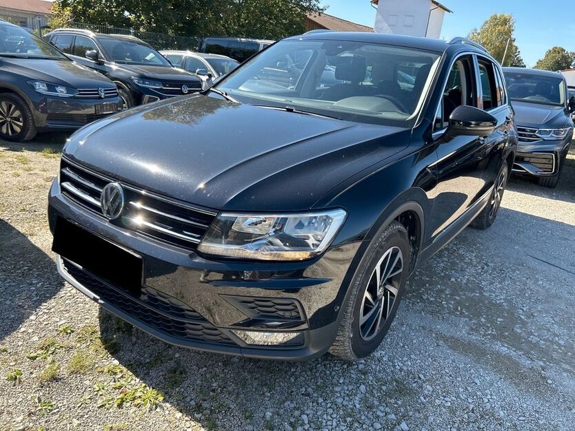 VW Tiguan 129.500 km 21.490 € Willmering 93497
