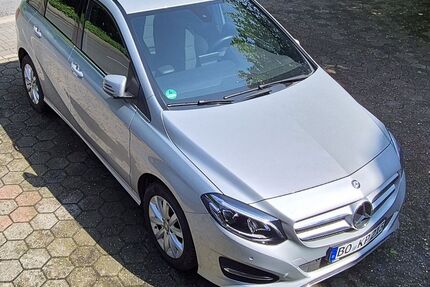 Mercedes B 200