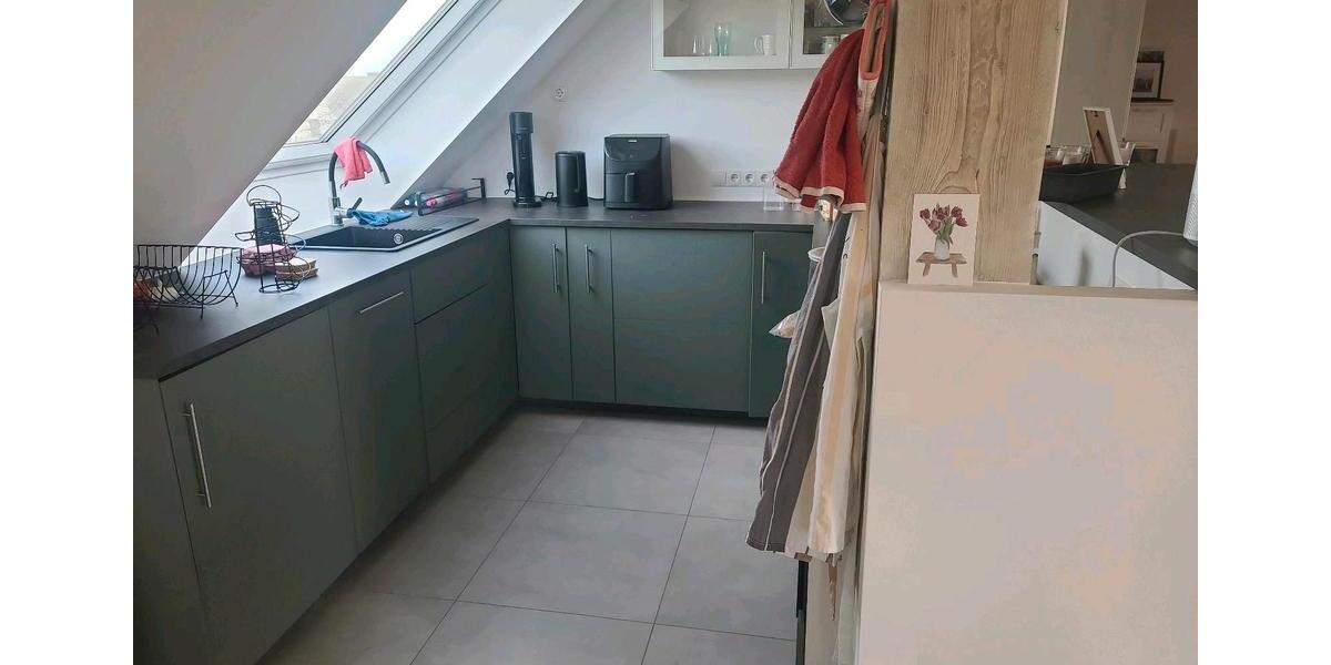 Dachgeschoßwohnung Schellerten - 3 Zimmer, 79 m&sup2;, 1.140&euro; | Angebot:26412857