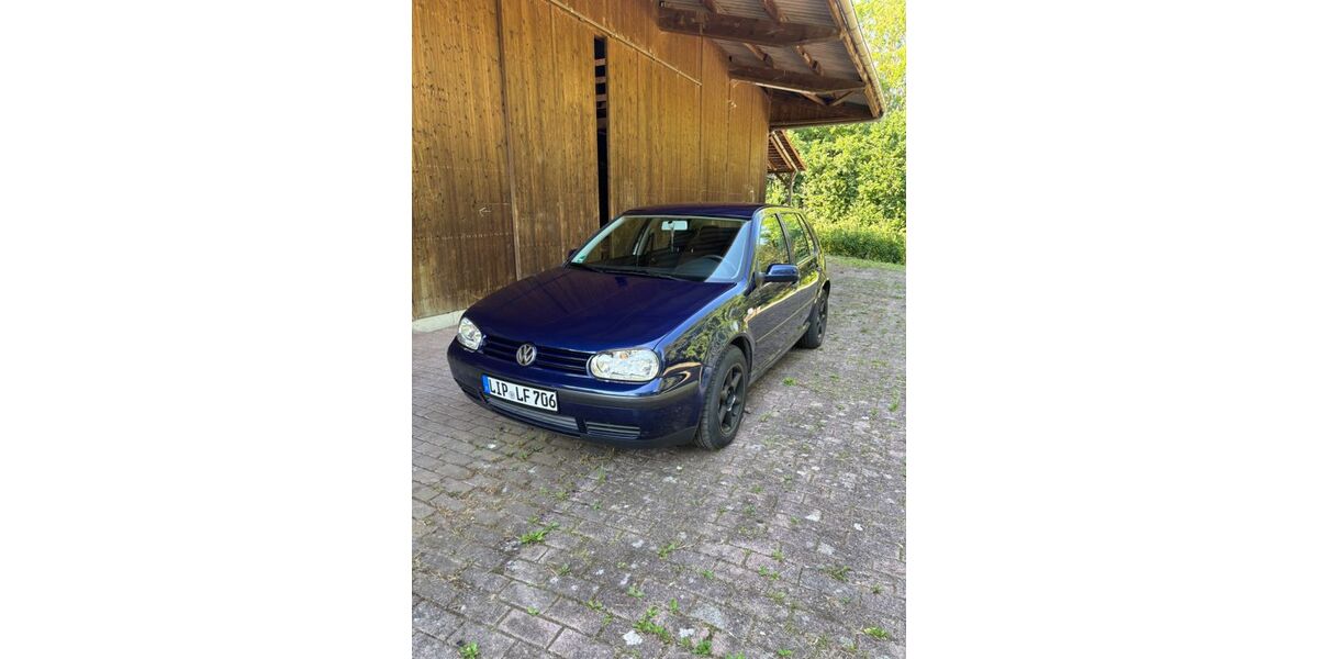 VW Golf 121.000 km 2.800 &euro; Barntrup 32683