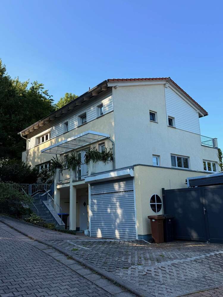 Haus zum Kaufen in Arnstadt 489.000 € 250 m²