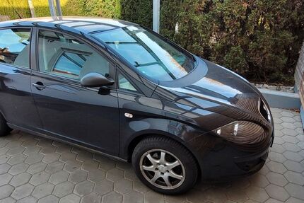 Seat Altea 122.000 km 1.900 &euro; Babenhausen 87727