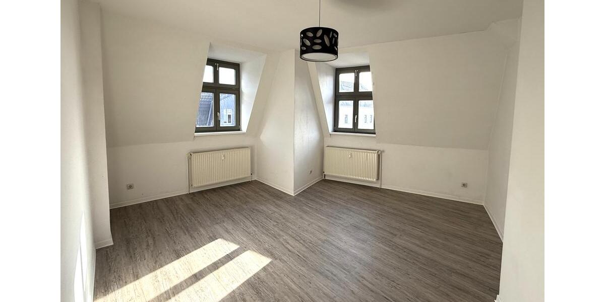 Dachgeschoßwohnung Magdeburg Nordwest - 2 Zimmer, 55 m&sup2;, 400&euro; | Angebot:25415665