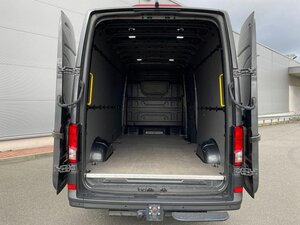 MAN TGE 3.160 L4H3 KASTEN TEMPOMAT AHK SITZHZ DAB 39.133 km 47.990 &euro; Sangerhausen 06526