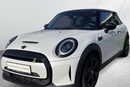 Mini Cooper SE 52.061 km 17.440 &euro; Bremerhaven 27572