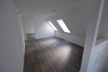 Wohnung Nienburg (Saale) - 3 Zimmer, 75 m&sup2;, 825&euro; | Angebot:27634235