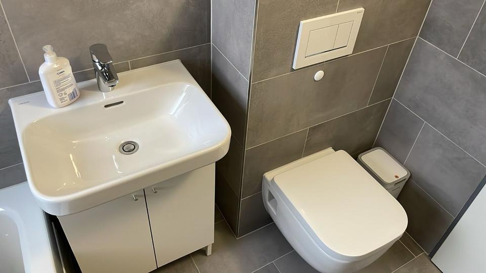 1-Zimmer OG- Appartement möbliert 32,5 qm Neu-Ulm Burlafingen 1 zimmer