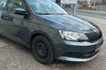 Skoda Fabia 126.810 km 6.499 &euro; Dresden 01097