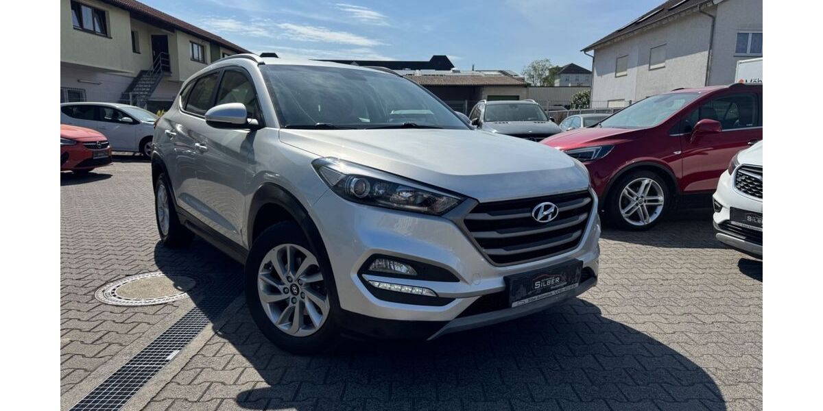 Hyundai TUCSON 90.000 km 14.799 &euro; Hanau 63452