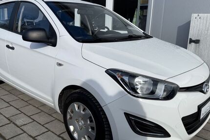 Hyundai i20 123.000 km 4.900 &euro; Hebertshausen bei Dachau 85241